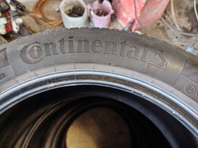 Tayar Continental 235/50R18
