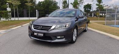 Honda Accord VTi-L in Setia Alam, SGR
