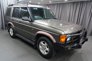 Land Rover Discovery TD5 in Petaling Jaya, SGR