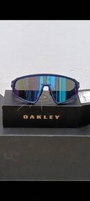 Oakley-bicycle sunglasses