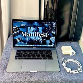 MacBook Pro 15 | i7 | 16GB | 512GB | Like New