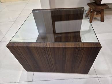 Side / Coffee Table-Crystal Tempered Glass Top