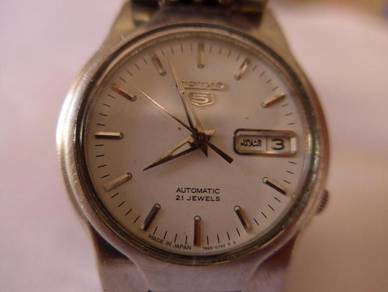 Seiko 5 Automatic 21 Jewels White Dial Watch