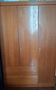 3 door cupboard with drawers