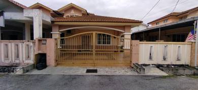 Semi-Detached House For Rent in Seri Iskandar,PRK