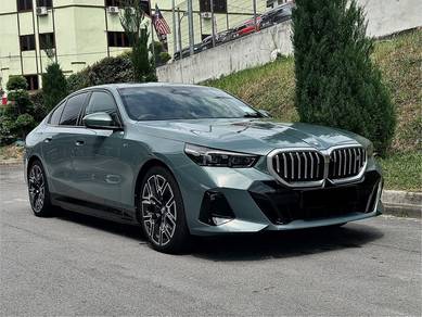 BMW i5 eDRIVE40 M SPORT in Seri Kembangan, SGR