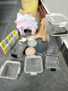 container 