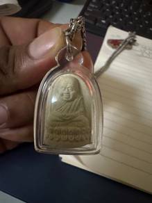 thai amulet