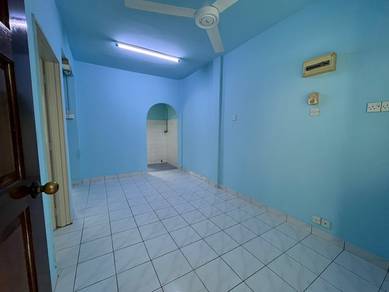 Flat For Sale in Bandar Baru Ampang
