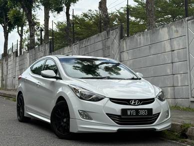 Hyundai Elantra PREMIUM in Segamat, JHR