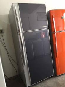 Big Black Refrigerator Toshiba Fridge Peti Sejuk