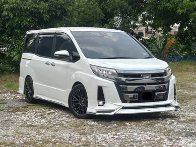 Toyota Noah WXB in KL City, KUL