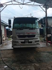 lorry compactor (Lori sampah Kompaktor)