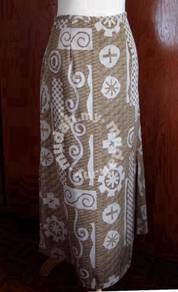 Long Skirt with Tieback
