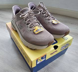 Skecher Slip On Lifestyle Sneaker For Sale