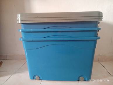 66 Liter Blue Storage Box