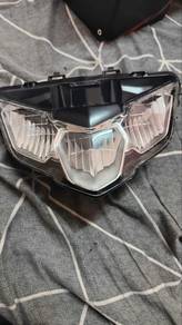 headlamp / lampu kepala lc135 v8 ori