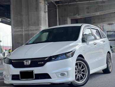 Honda Stream i-VTEC RSZ in Serdang, KUL