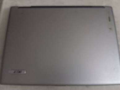 Laptop acer (rosak)