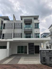 Semi-Detached House For Sale in Ipoh,PRK