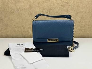 [SALES] Chanel A93702 Label Click Medium Flap Bag