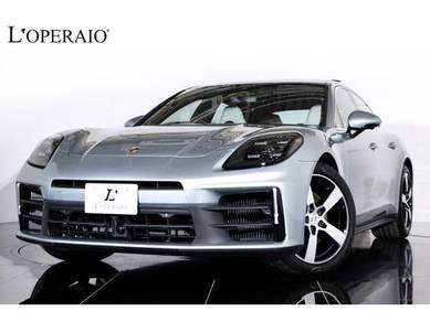 Porsche Panamera 4S in Old Klang Road, KUL
