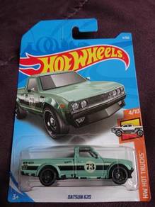 Hotwheels Datsun 620 green Nissan truck not Tomica