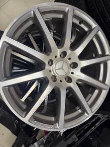G wagon rim “20 Inch”