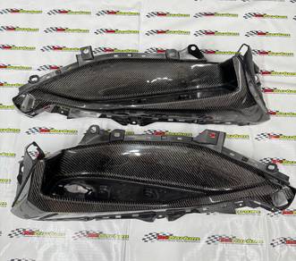 Ready Stock NZ Carbon Footrest L/R XMAX V2/V3