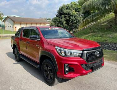 Toyota Hilux BLACK EDITION in Kota Kinabalu, SBH