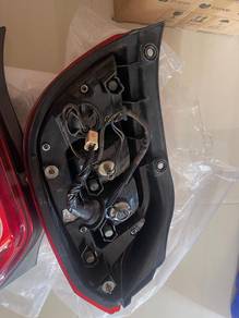 secondhand lampu belakang axia