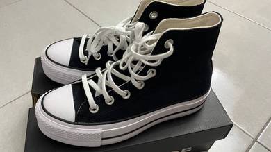 Converse Women Chuck Taylor All Star Platform
