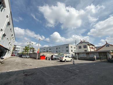 Shop lot For Sale in Ujong Pasir,MLK