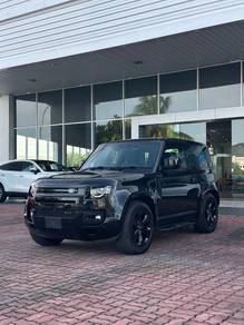 2022 Land Rover Defender 90X-DYNAMIC HSE P300