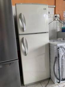 Peti Ais Fridge 2 Doors LG Refrigerator Freezer