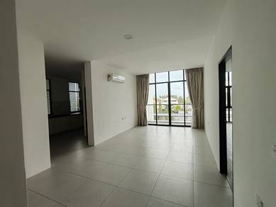 Apartment For Sale in Yarra Park