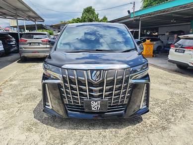 Toyota Alphard X in Kota Kinabalu, SBH