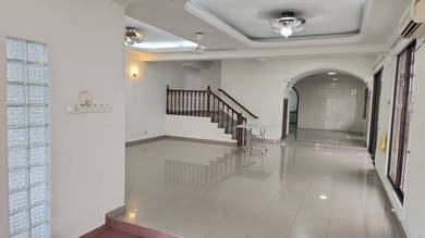 Semi-Detached House For Sale in Jalan Ipoh,KUL