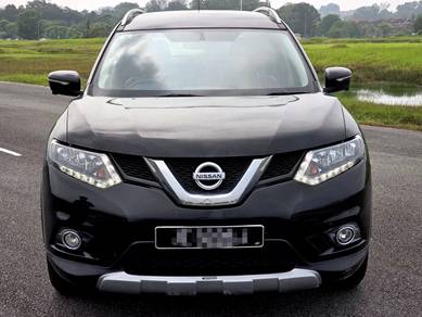 Nissan X-Trail in Pasir Gudang, JHR