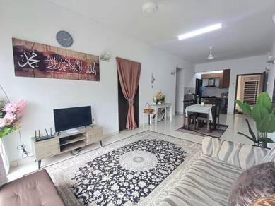 Apartment For Sale in Residensi Warnasari 2