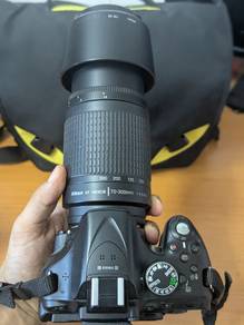 Nikon D5200 DSLR Camera Full Set 18-55 + 70-300
