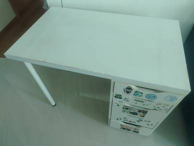 White 4FT Wooden Table wt Cabinet TF105