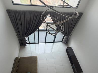 Condominium For Rent in Dua Menjalara