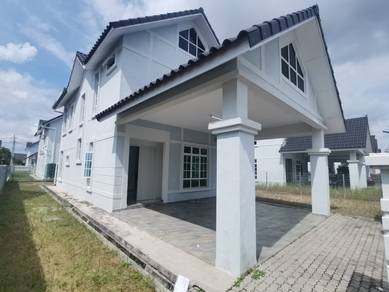 Bungalow House For Rent in Ayer Keroh,MLK
