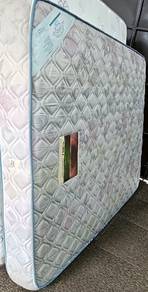 Queen Size Tebal 10inci Spring Mattress 