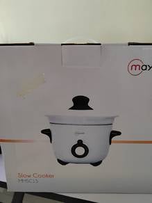 slow cooker - new, never used