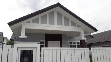 Bungalow House For Sale in Senawang,NSN