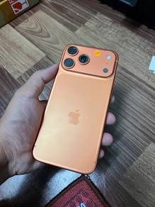 iPhone 17 Pro Max 256GB Cosmic Orange