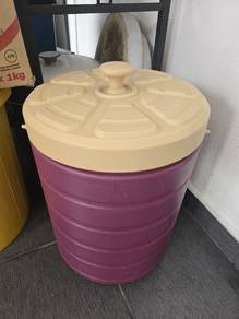 Rice and ice bucket 