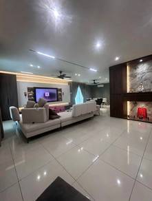 Semi-Detached House For Sale in Cheng,MLK